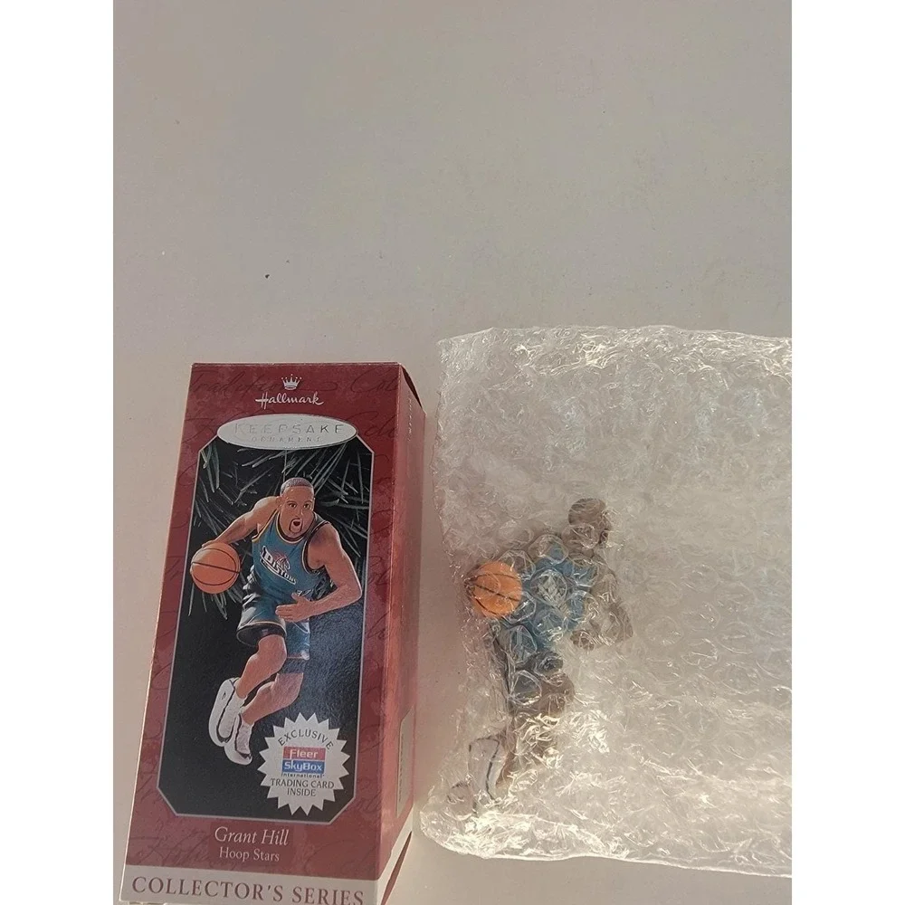 Hallmark Keepsake Grant Hill‎ Ornament 1998 Hoop Stars Series NBA Pistons Box